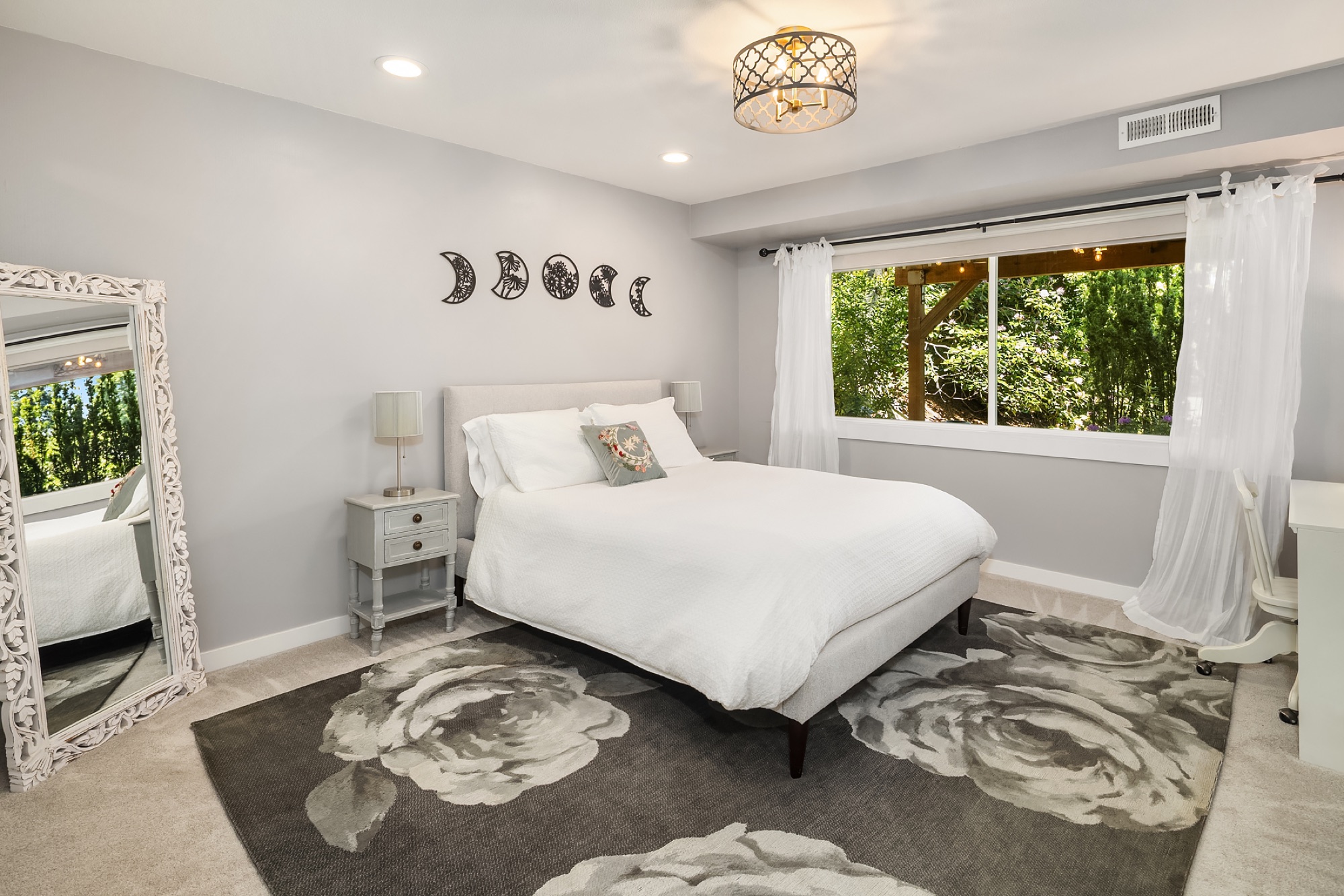 Lower level bedroom